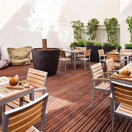 Courtyard By Marriott Paris Arcueil