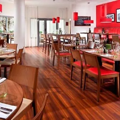 Courtyard By Marriott Paris 4* Arcueil