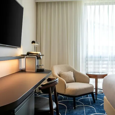 Hotel Courtyard By Marriott Paris