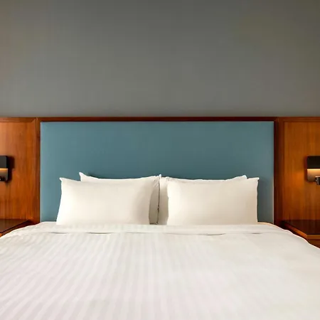 Hotel Courtyard By Marriott Paris