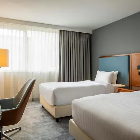 Courtyard By Marriott Paris 4* Arcueil