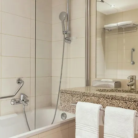 Courtyard By Marriott Paris Hotel Arcueil