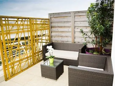 Courtyard By Marriott Paris Hotel 4*