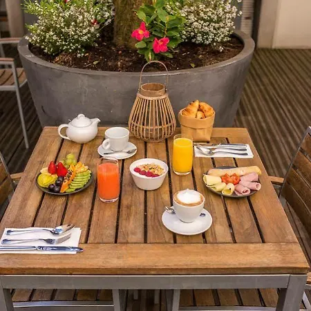 Hotel Courtyard By Marriott Paris