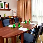 Hotel Courtyard By Marriott Paris
