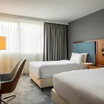 Courtyard By Marriott Paris 4* Arcueil