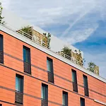 Courtyard By Marriott Paris Hotel 4*