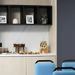 Courtyard By Marriott Paris 4*