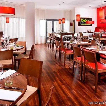 Courtyard By Marriott Paris Arcueil