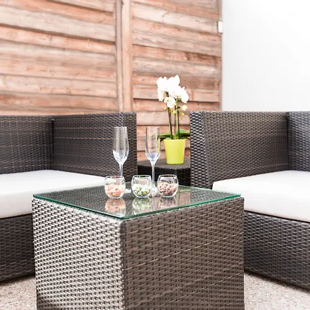 Courtyard By Marriott Paris Hotel 4*