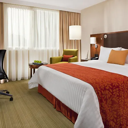 Courtyard By Marriott Paris