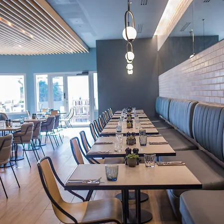Hotel Courtyard By Marriott Paris Arcueil