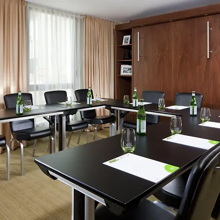 Hotel Courtyard By Marriott Paris Arcueil