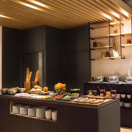 Courtyard By Marriott Paris Hotel Arcueil