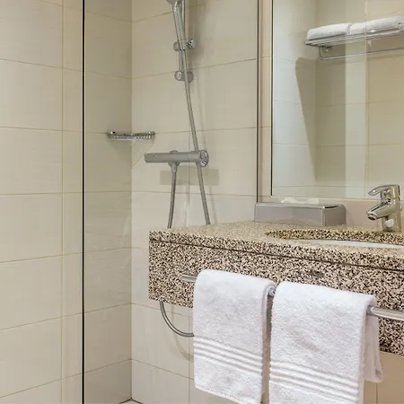 Hotel Courtyard By Marriott Paris