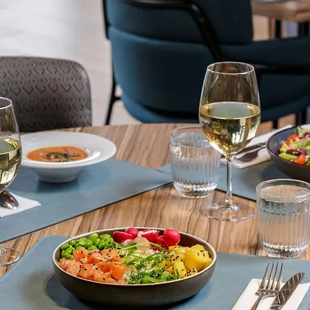 Courtyard By Marriott Paris Arcueil