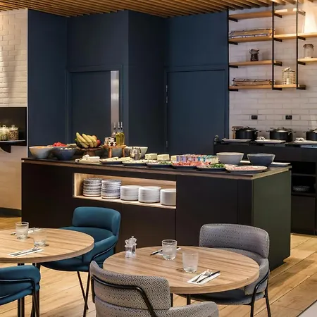 Courtyard By Marriott Paris 4* Arcueil