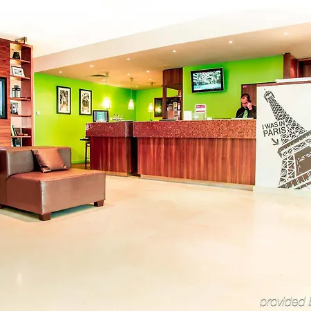 מלון Courtyard By Marriott Paris ארקואיל