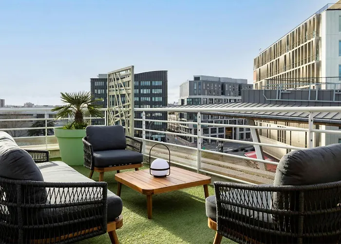 Courtyard By Marriott Paris Hotel Arcueil