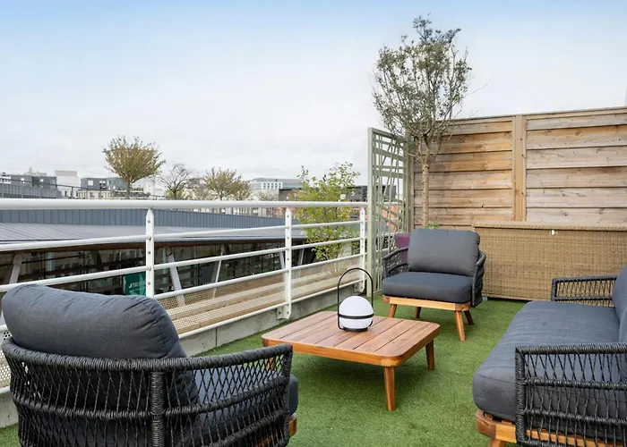 Courtyard By Marriott Paris 4*