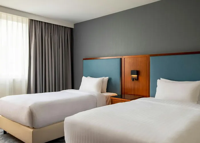Szálloda Courtyard By Marriott Paris 4*