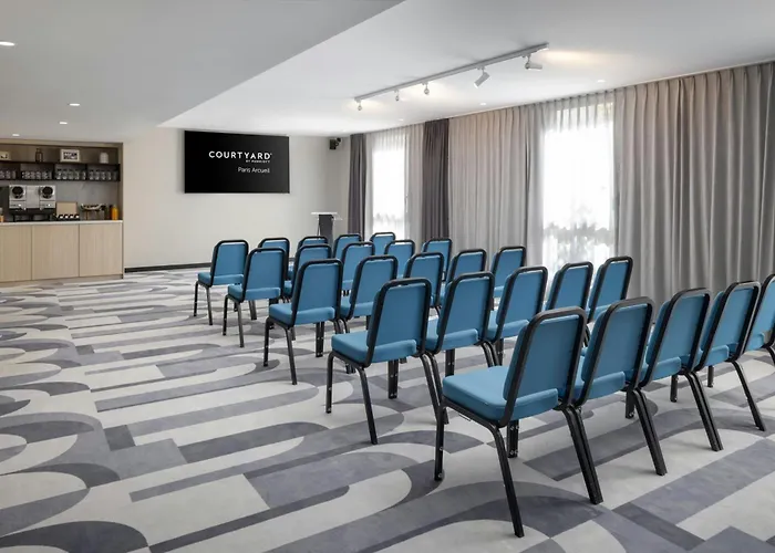 Szálloda Courtyard By Marriott Paris 4*
